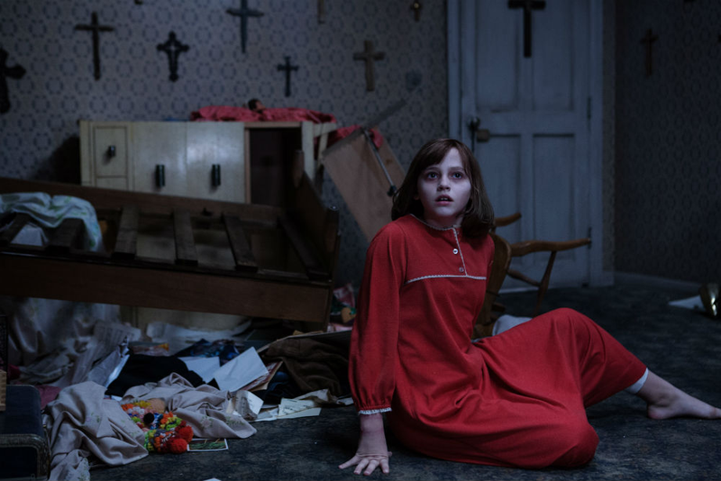 Madison Wolfe plays Janet, one of the girls having a very bad time in The Conjuring 2.